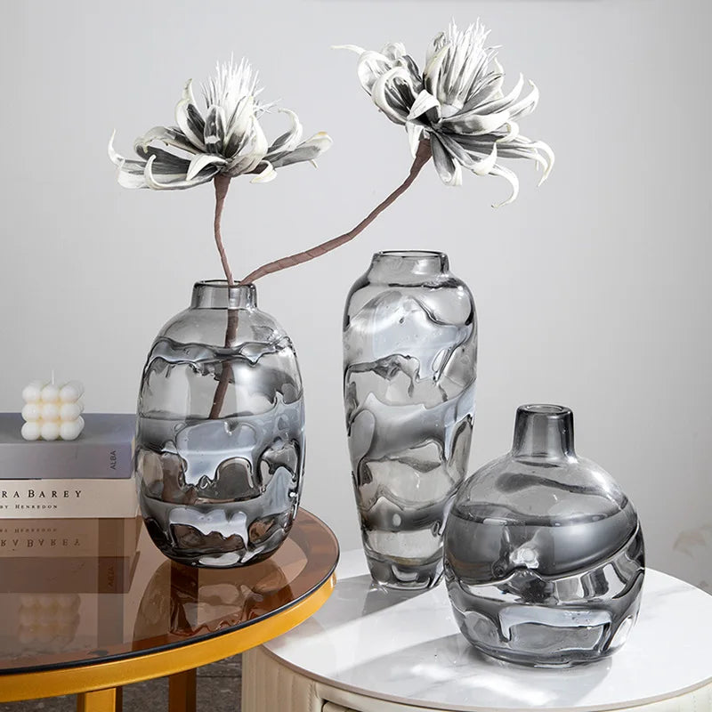 collapsible glass vase for floral arrangements and decorative terrariums