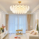 Retro feather chandelier for a romantic and luxurious ambience