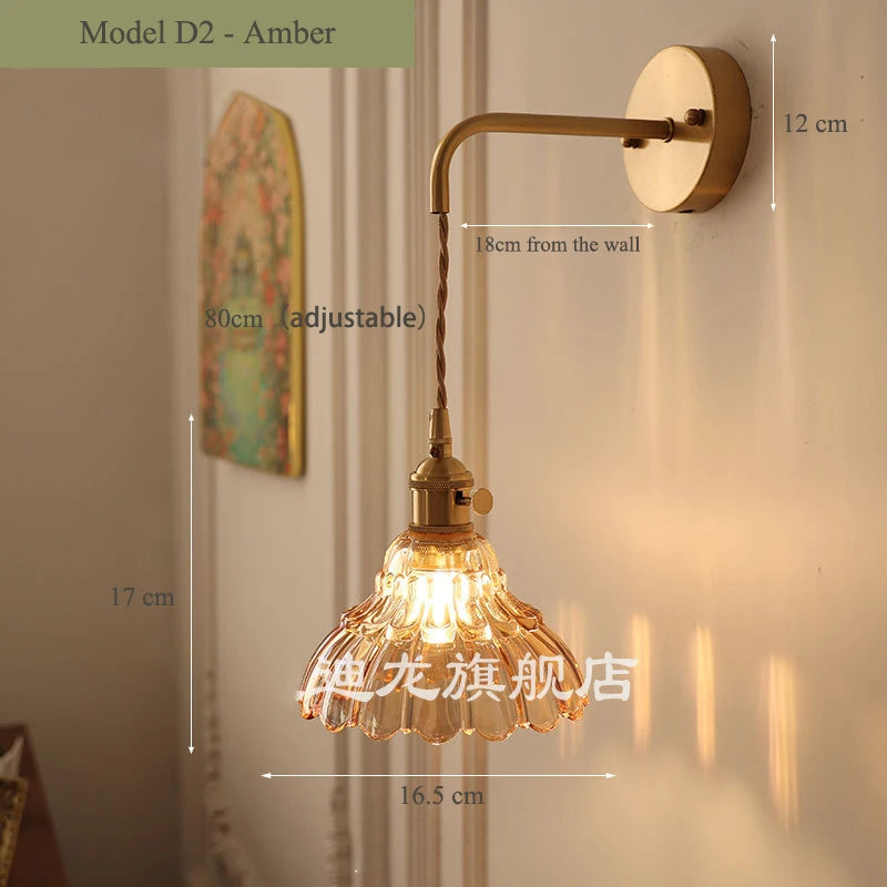 Vintage glass wall light with brass socket - vue 11 sur 21
