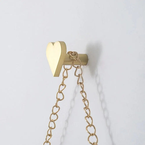 heart shaped brass wall hooks for cute accessories - vue 3 sur 7