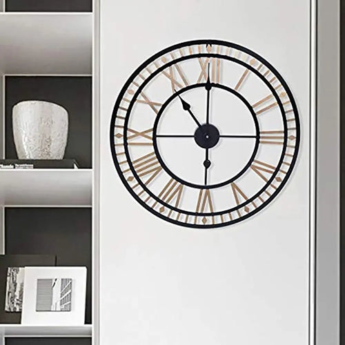 vintage wall clock Roman numerals in metal elegant and refined design - vue 5 sur 6