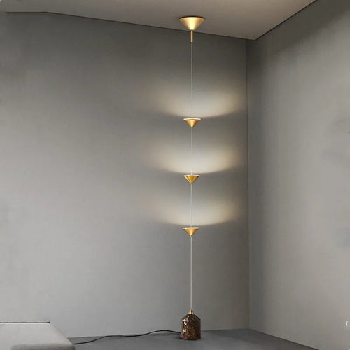 Nordic minimalist adjustable LED floor lamp in metal and marble - vue 3 sur 19
