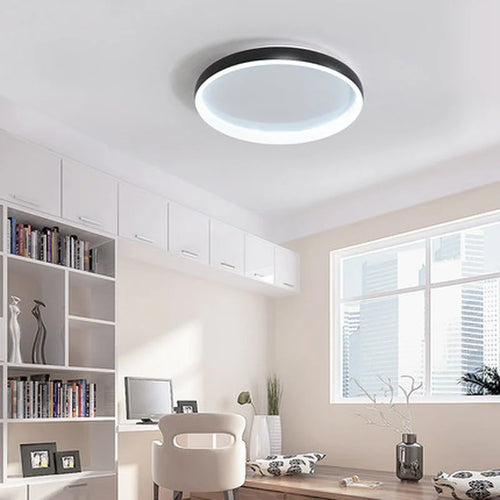 Modern ceiling light with elegant finish for all rooms - vue 4 sur 6