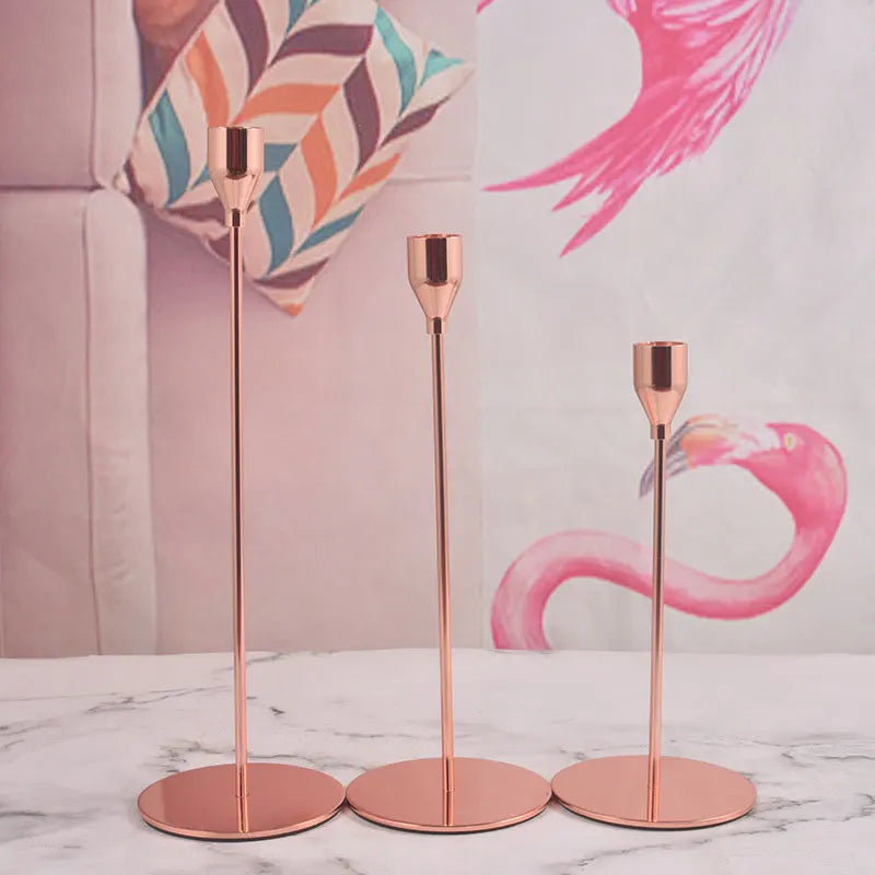 Metal conical candle holder for events and elegant decorations - vue 11 sur 13