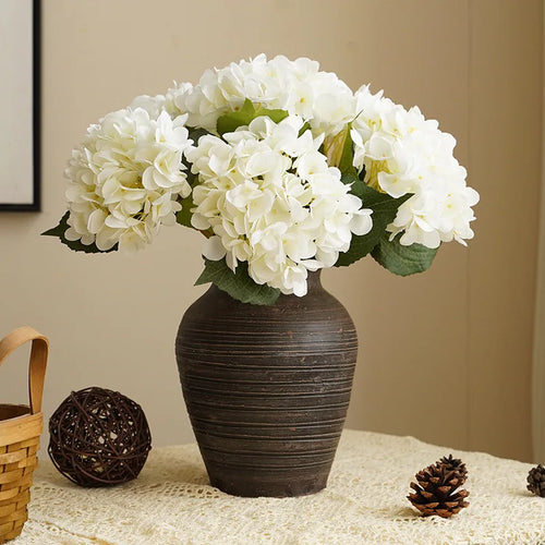 Realistic artificial hydrangea flower for decoration and bouquet - vue 4 sur 15