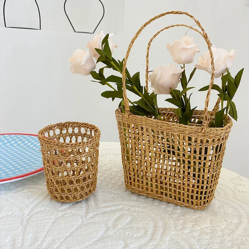rattan picnic basket for storage and home decor - vue 5 sur 10