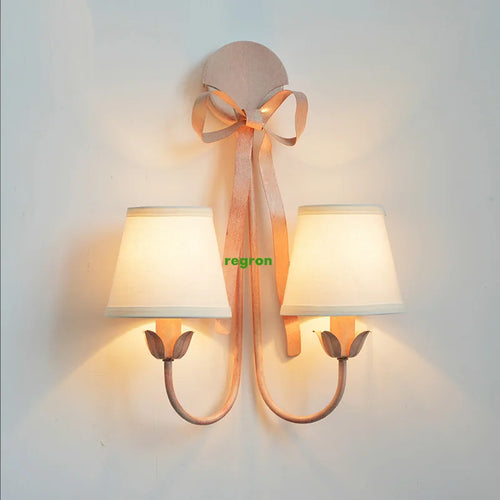 Modern LED wall light for children's bedroom - vue 2 sur 9