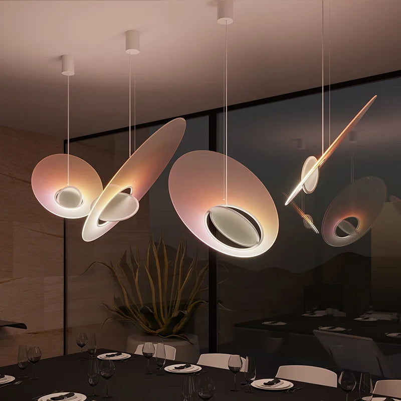 Nordic design UFO LED pendant light for restaurant or living room - vue 5 sur 6