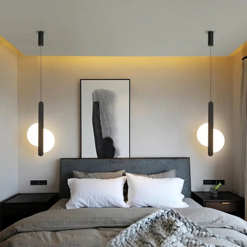 Modern acrylic moon eclipse pendant light with LED - vue 3 sur 12