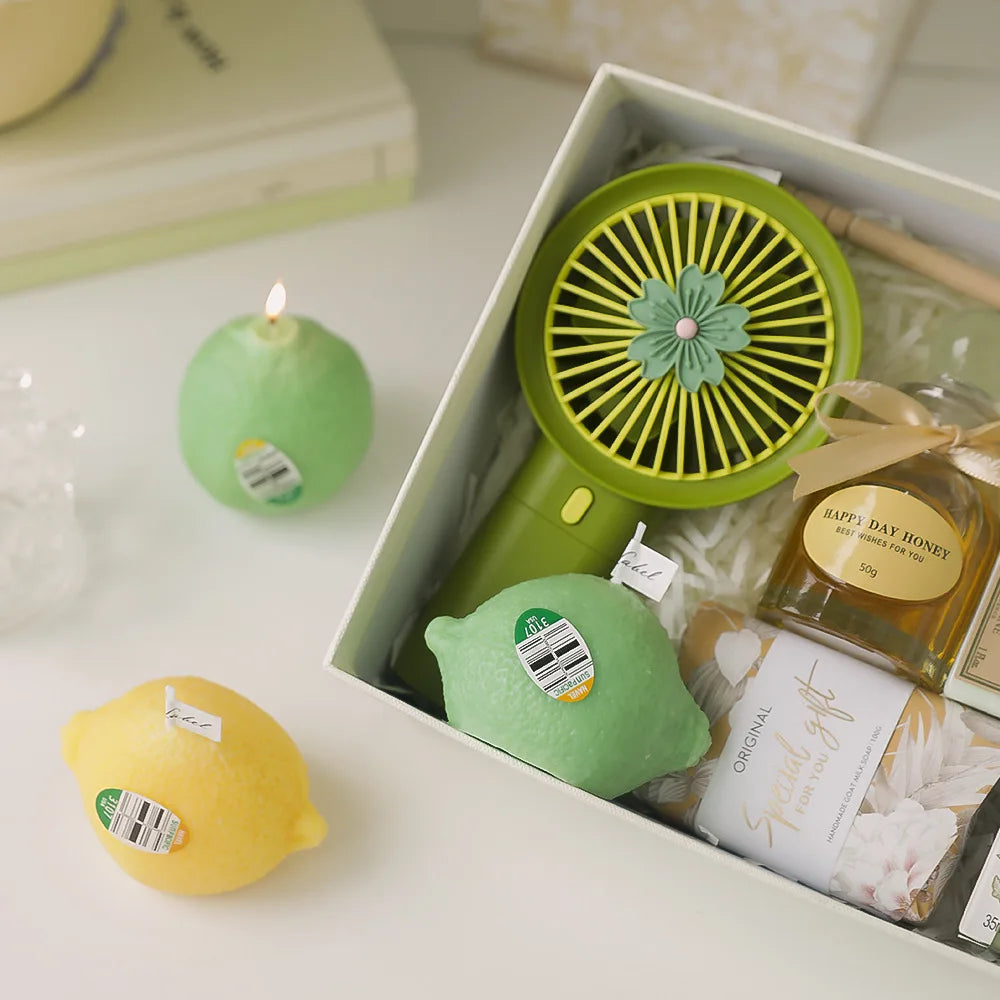 handmade decorative lemon candle scented gift for birthday - vue 3 sur 10