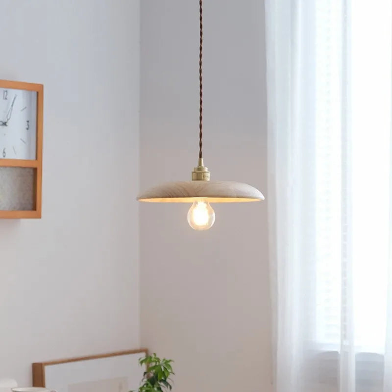 Nordic modern wooden and brass LED pendant light - vue 3 sur 10
