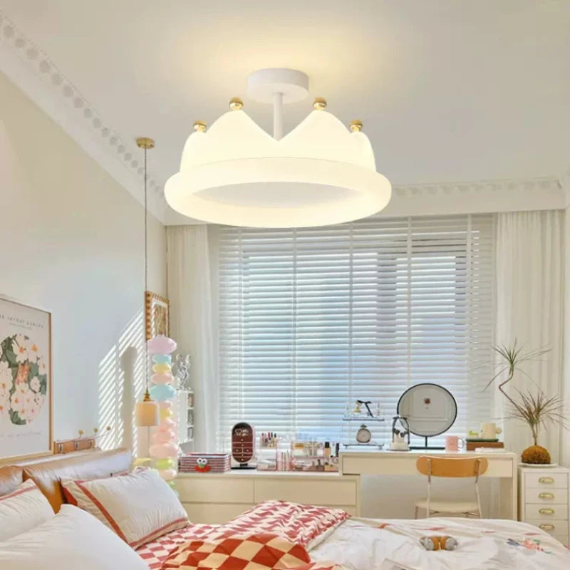 Romantic chandelier for modern little girl's bedroom - vue 4 sur 10