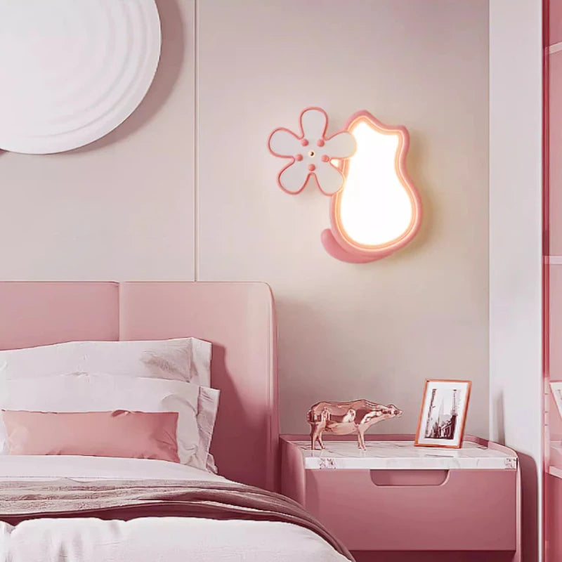 Cute wall light with cat and flower for children