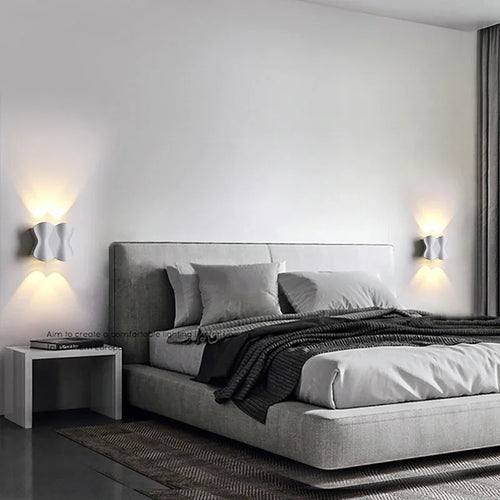 Modern LED wall light for outdoor and garden decoration - vue 4 sur 12