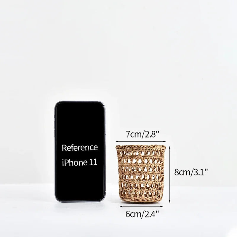 rattan picnic basket for storage and home decor - vue 10 sur 10