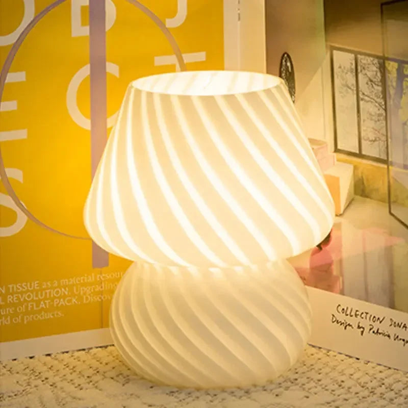 Nordic table lamps for modern decorative lighting - vue 5 sur 9