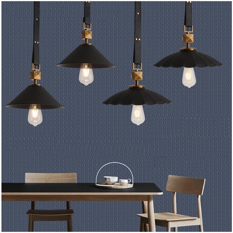Modern leather chandelier with pendant light and crystal glass - vue 3 sur 14