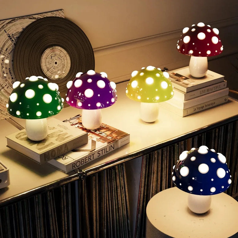 Mushroom shaped LED table lamp