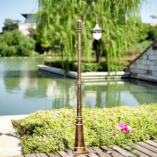 Waterproof outdoor floor lamp for garden and terrace - vue 3 sur 8