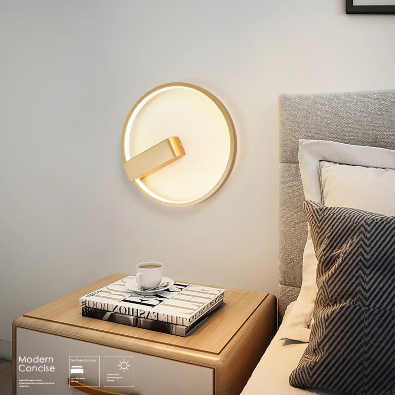 Modern decorative indoor aluminium wall light