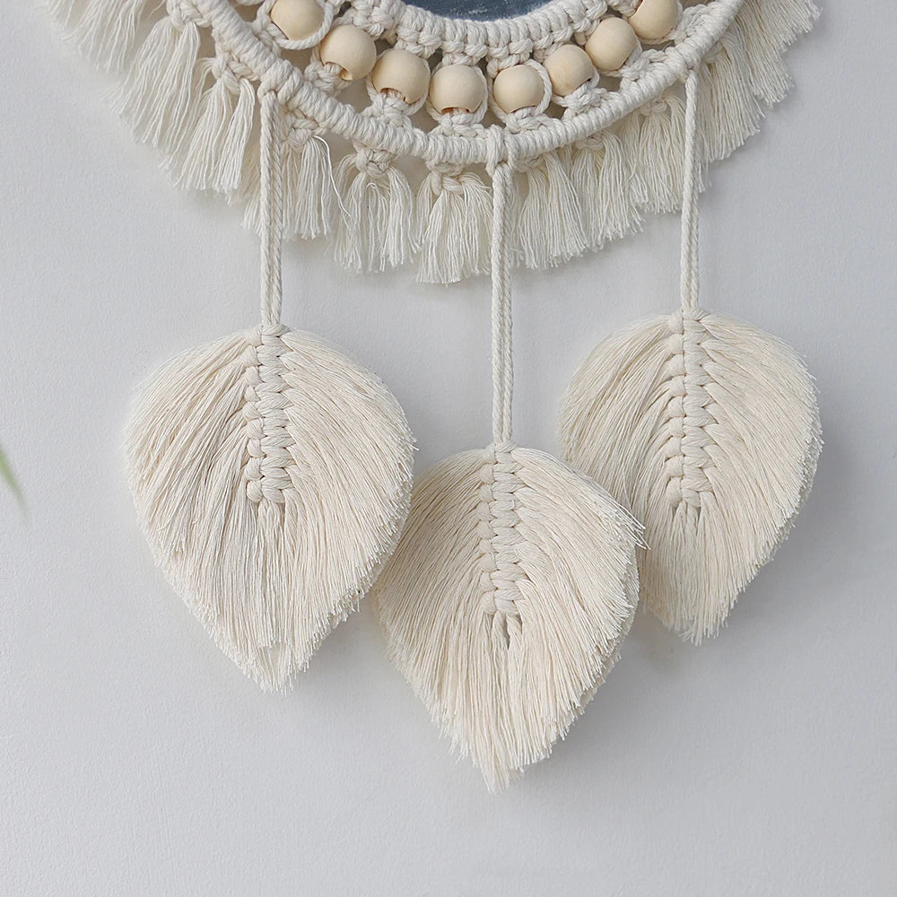 Boho-style macramé wall mirror for interior decoration - vue 3 sur 14