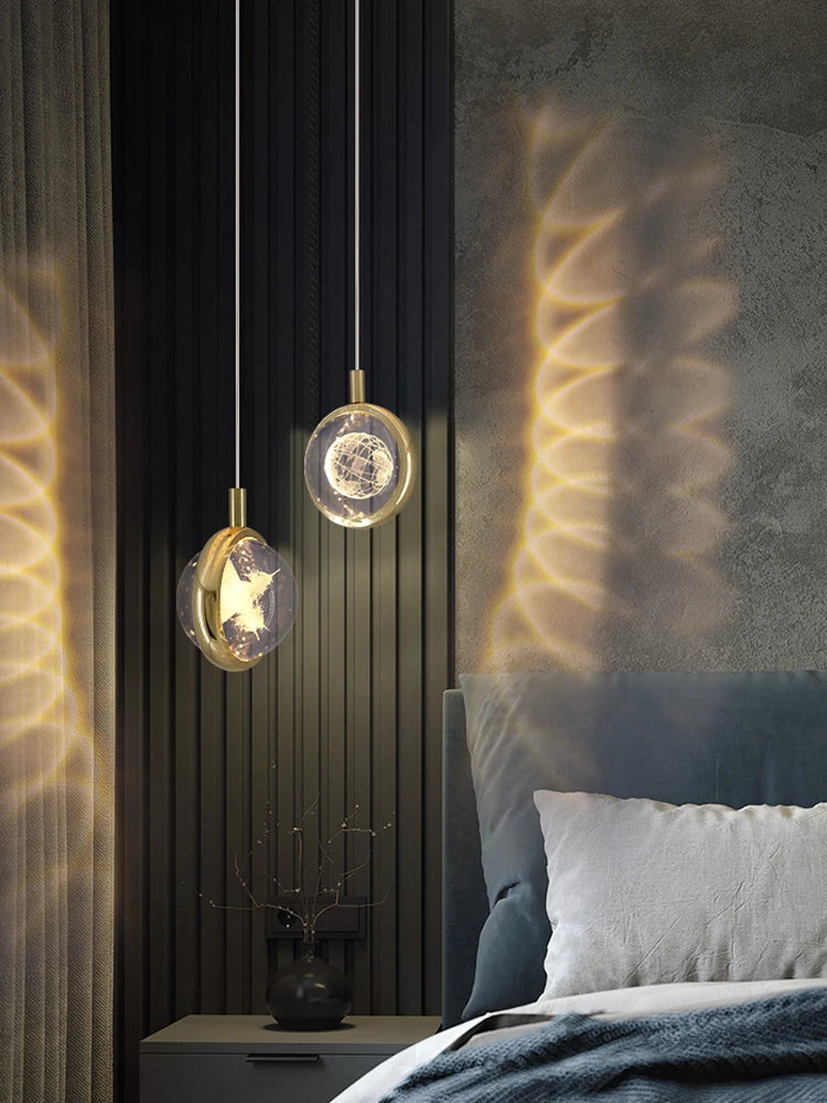 Modern LED crystal ball pendant light for interiors - vue 3 sur 10