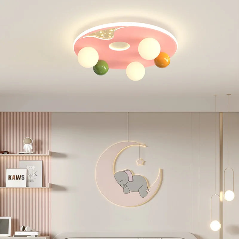 Modern bubble ball ceiling light for children's room - vue 3 sur 8