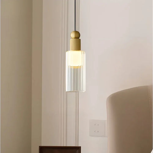 Modern gold brass pendant light for elegant interiors - vue 4 sur 8