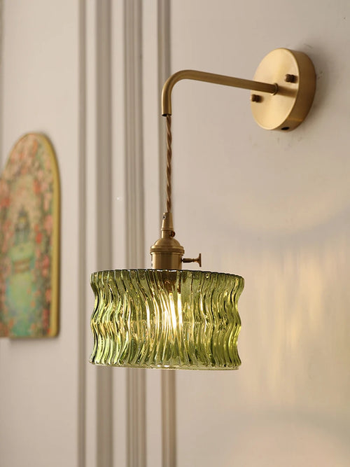 Vintage glass wall light with brass socket - vue 2 sur 21