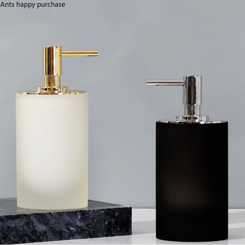 soap and hand sanitizer dispenser - vue 5 sur 9