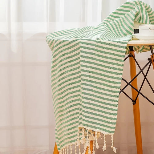 Turkish cotton woven beach towel with striped design - vue 4 sur 6