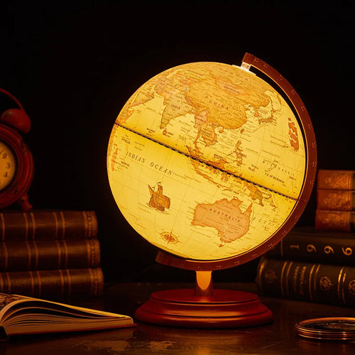 rotating globe desk lamp and map - vue 5 sur 10