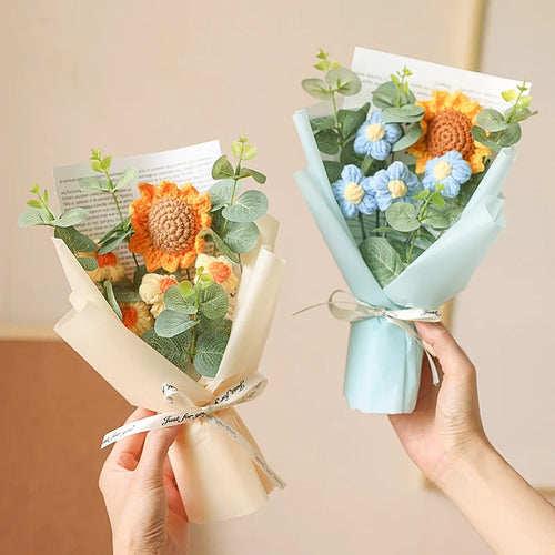 Handmade crochet sunflower bouquet for gifts and decorations - vue 5 sur 13