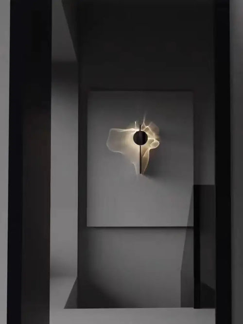 Chrome stainless steel LED wall light with science fiction style - vue 5 sur 9