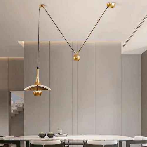 Modern flying saucer pendant light with pulley for bars and restaurants - vue 6 sur 18