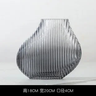 striped blown glass vase for creative floral decoration - vue 8 sur 8