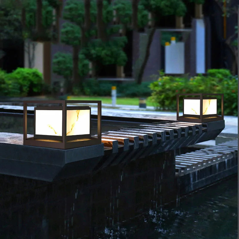 Modern solar LED lamp for luxurious outdoor decoration