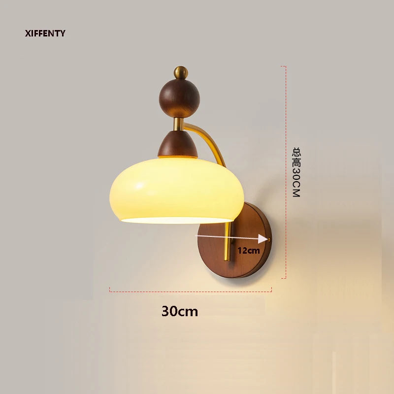 Wood and glass wall light for modern interiors - vue 6 sur 8