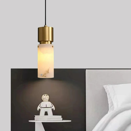 Natural marble chandelier with adjustable cord - vue 4 sur 7