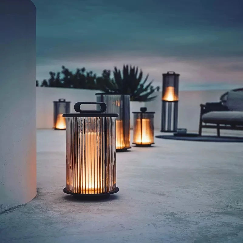 Modern villa waterproof solar garden lamp outdoor
