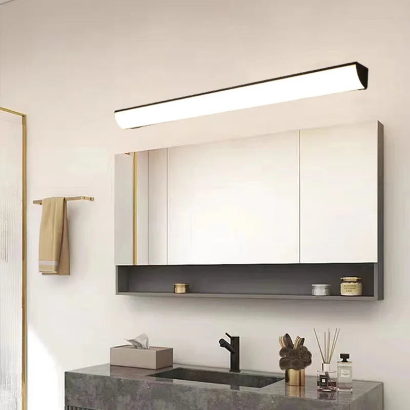 Minimalist aluminium LED wall light for modern interiors - vue 4 sur 10