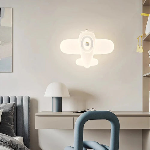 Helicopter wall light for a modern and cosy children's bedroom - vue 5 sur 16