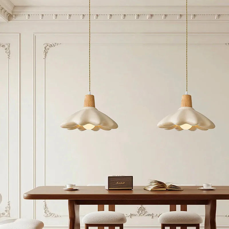 Decorative flower chandelier for an elegant style