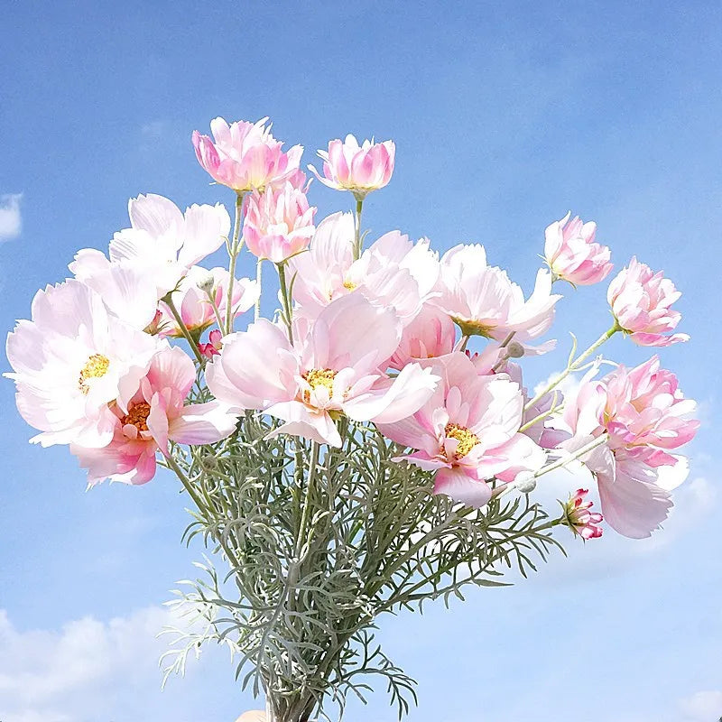 Luxurious artificial flowers for weddings with large galsang branches