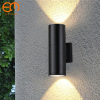 Waterproof outdoor wall light ideal for garden or veranda zbw0015