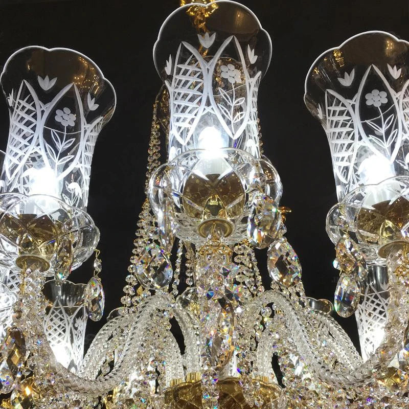 Crystal chandeliers for creative lighting in halls - vue 5 sur 9
