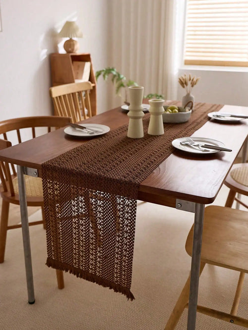 Chemin de table bohème nordique tissé pompons artisanaux - vue 5 sur 5