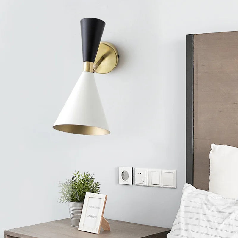 American style metal wall light for indoor lighting