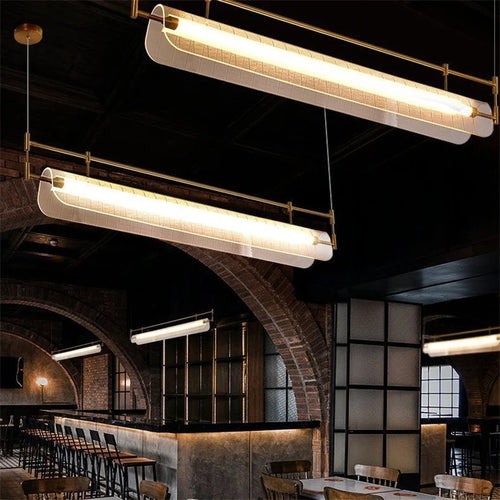 Modern Italian minimalist acrylic LED pendant light - vue 5 sur 18