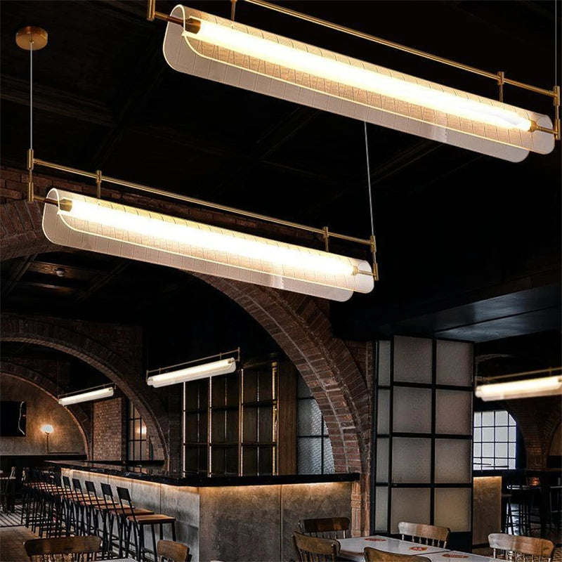 Modern Italian minimalist acrylic LED pendant light - vue 4 sur 18